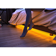 LED bed lighting with sensor, single sided