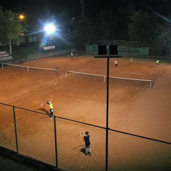 Tennisplatz in Dryanovo