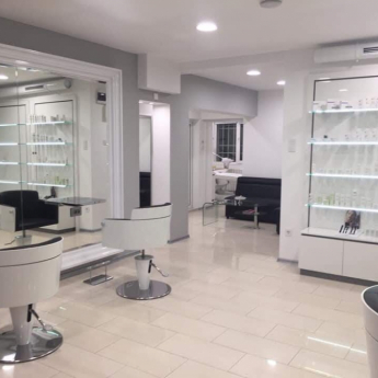 Schönheitssalon Em Si - Veliko Tarnovo